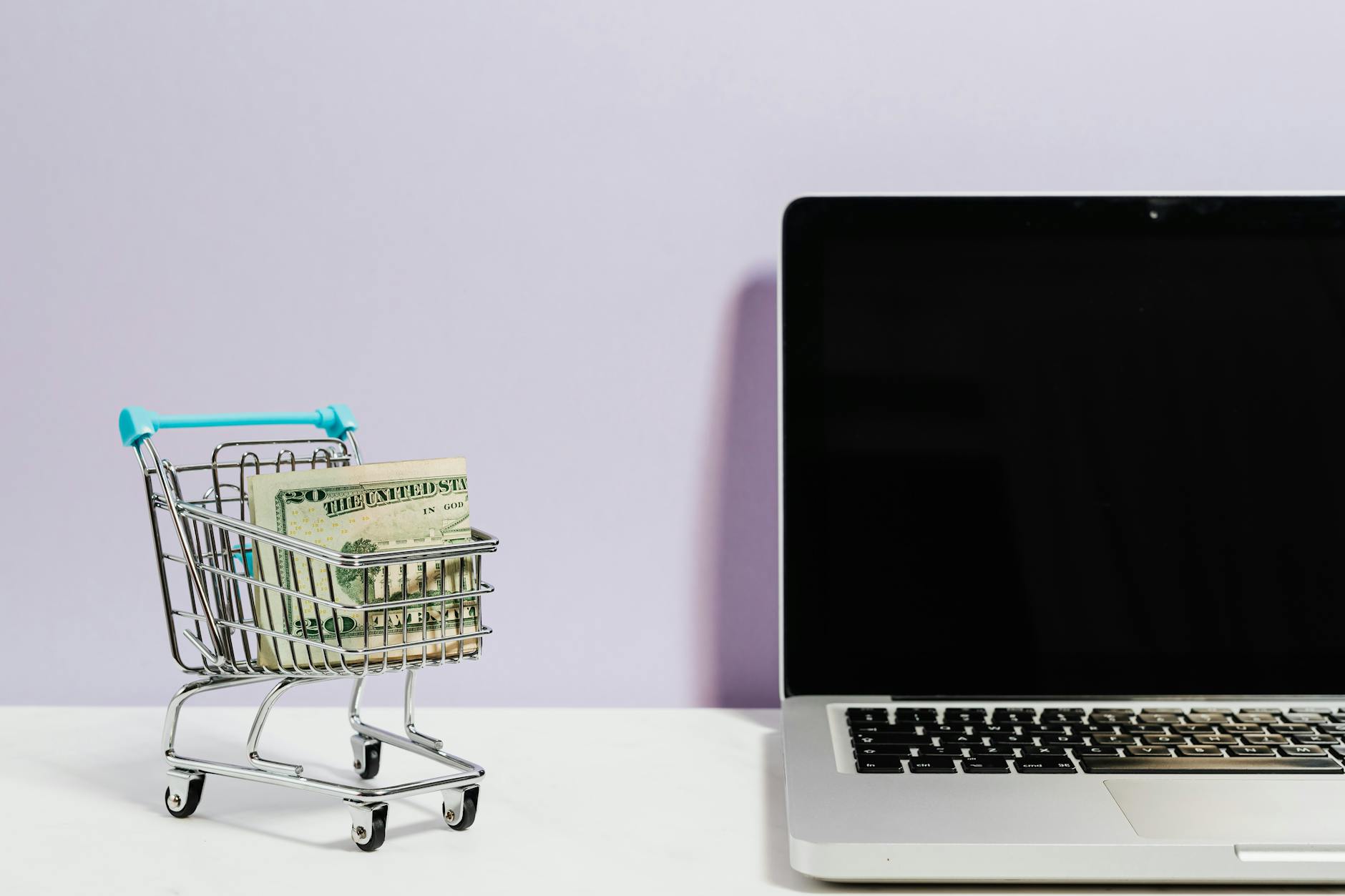 Mercado Livre (MELI34): lucro tem alta anual de 44,8% e atinge US$ 417 milhões, com aceleração do e-commerce no Brasil